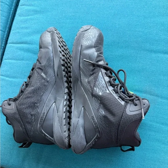 Reebok Men's black Athletic Shoes